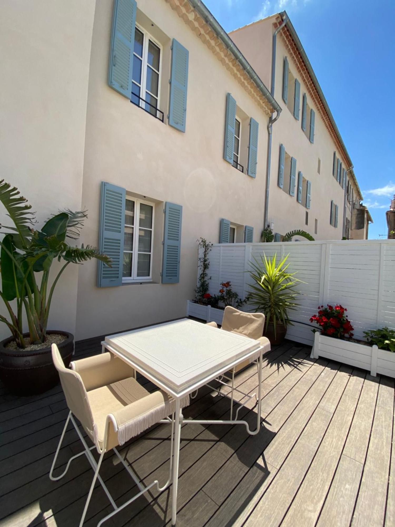 Hotel Lilou Hyères Exteriér fotografie